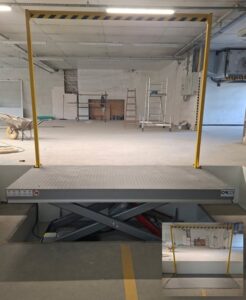 Podnośnik nożycowy elektrohydrauliczny przeładunkowy